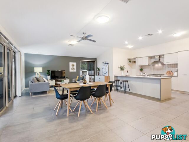 19 Piccadilly Court DEEBING HEIGHTS QLD 4306