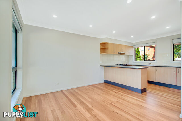 2 17 Railway Crescent North Wollongong NSW 2500