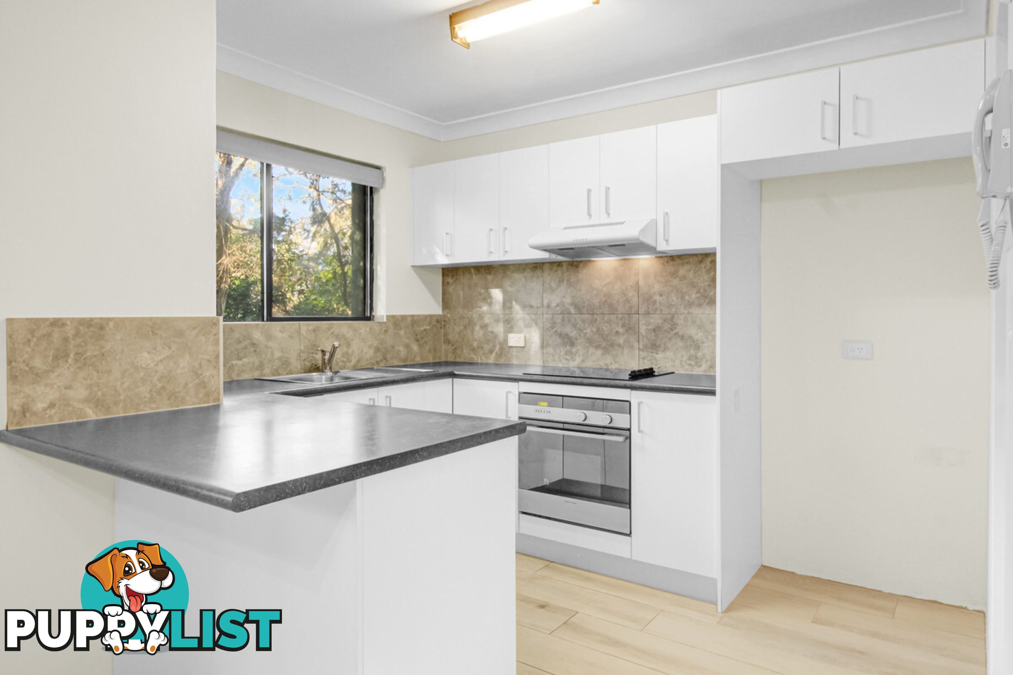 12 2-4 Hindmarsh Avenue North Wollongong NSW 2500