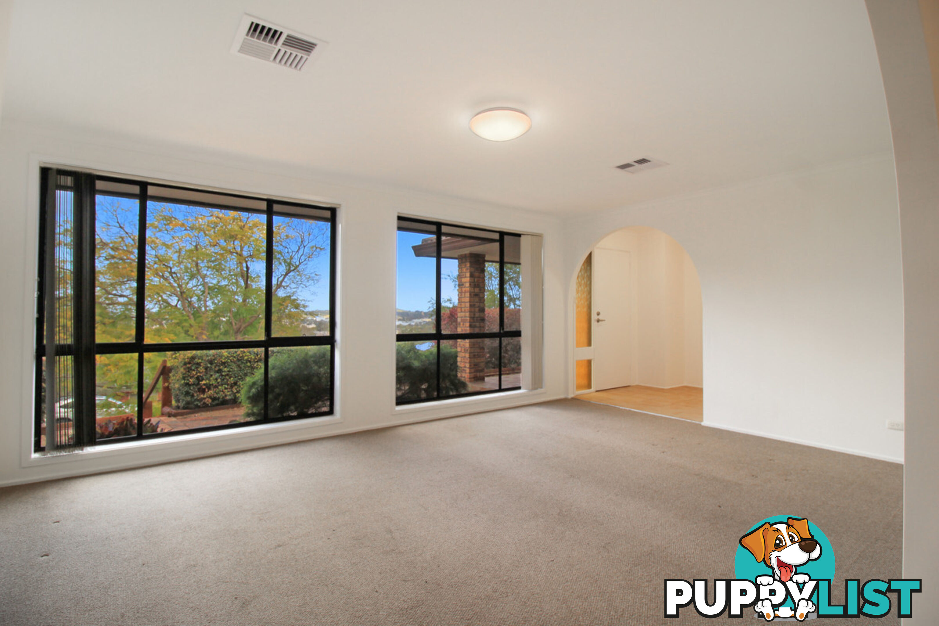 123 Derribong Drive Cordeaux Heights NSW 2526