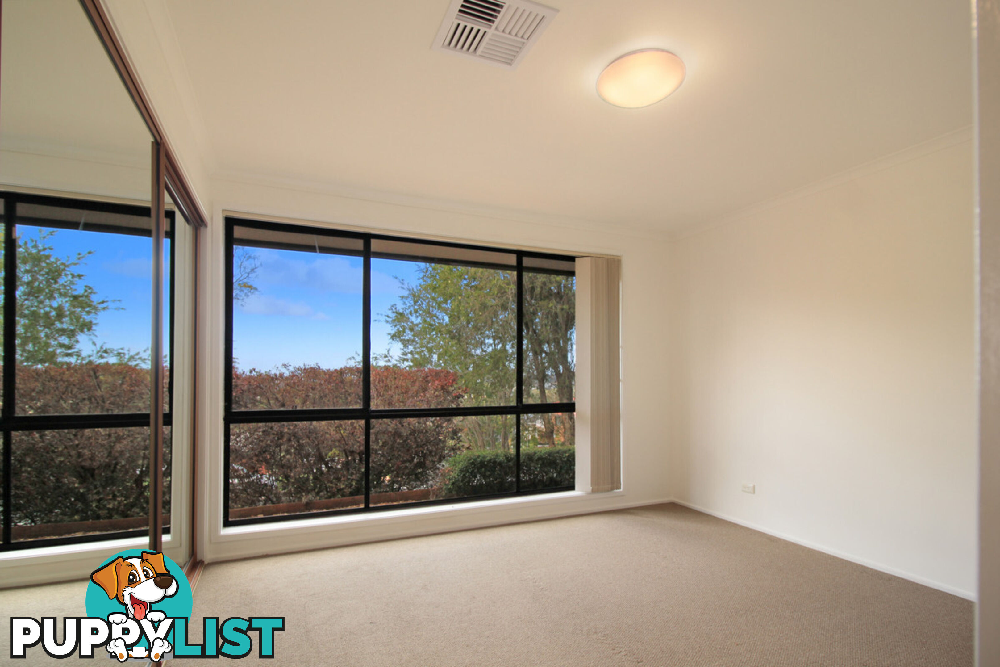123 Derribong Drive Cordeaux Heights NSW 2526