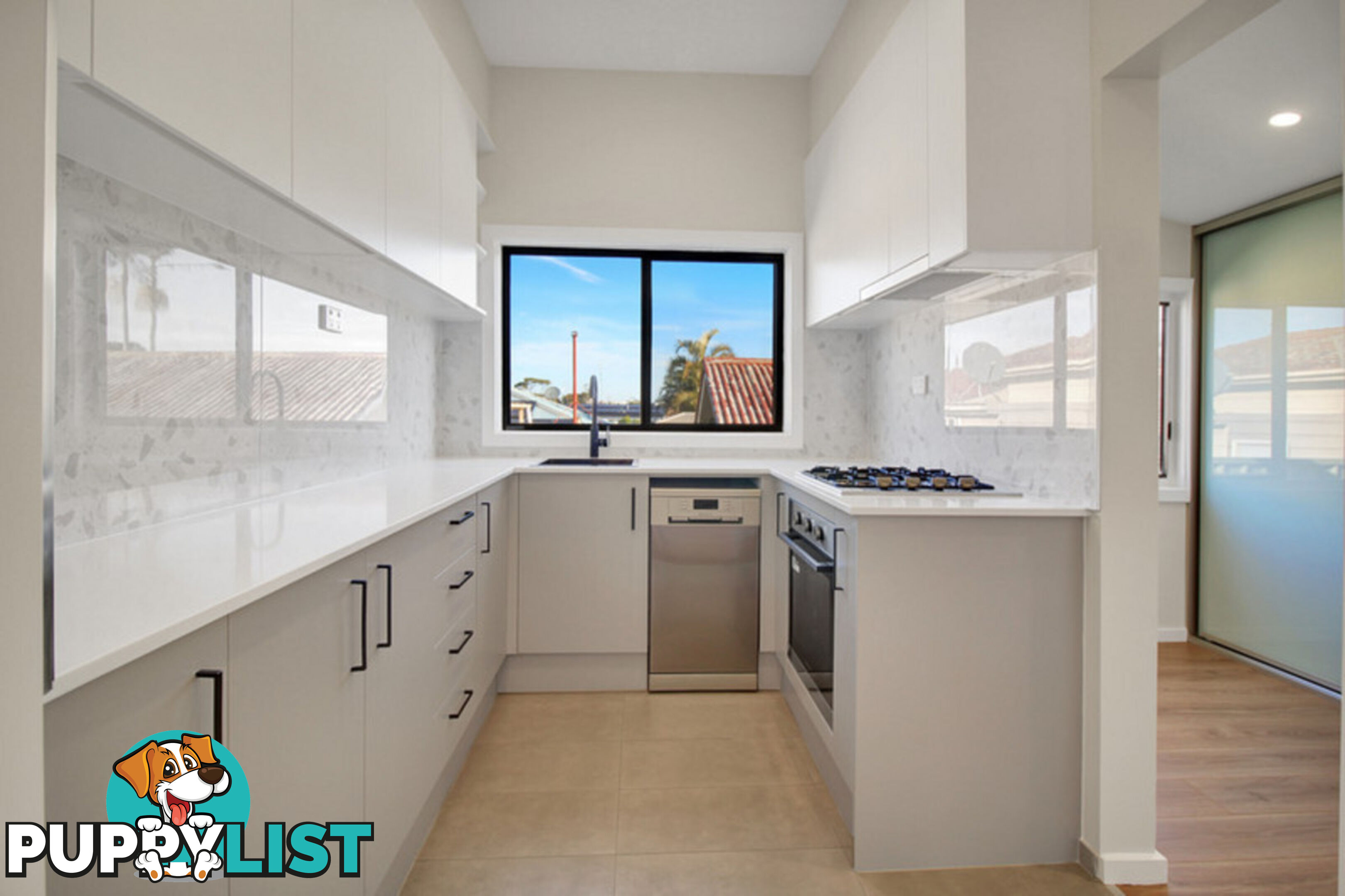 74 Gladstone Avenue Wollongong NSW 2500