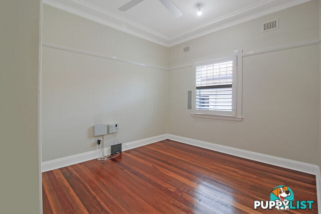 106 Ocean Street Mount Saint Thomas NSW 2500