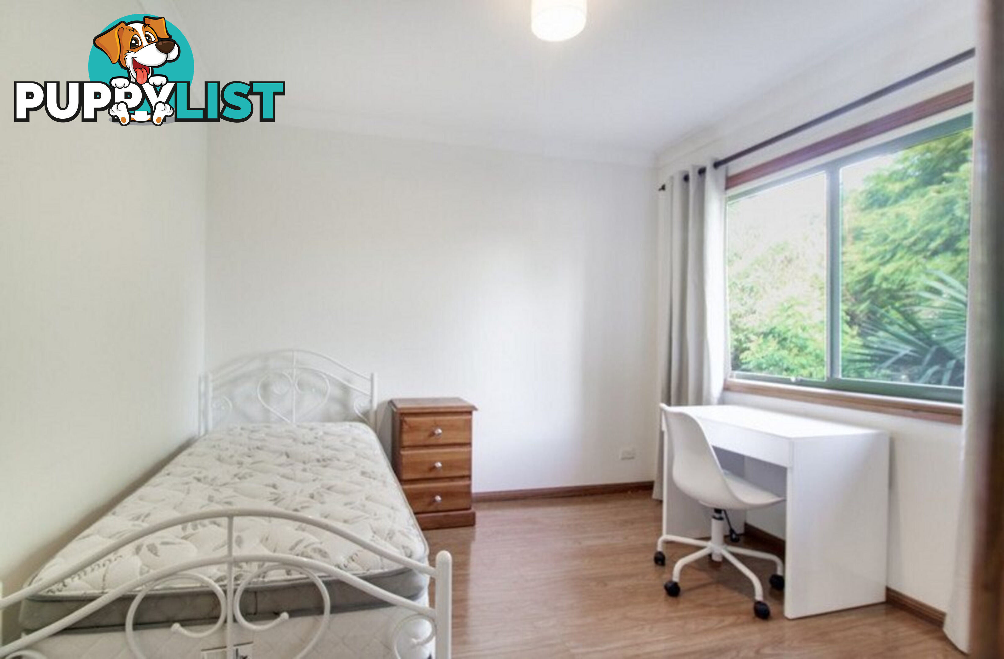 Room 1 of 2 17 Falder Place Keiraville NSW 2500