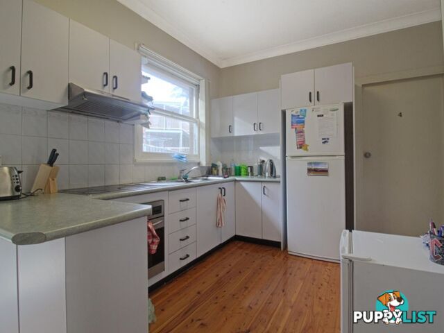 Room 6 14 Dallas Street Keiraville nsw 2500