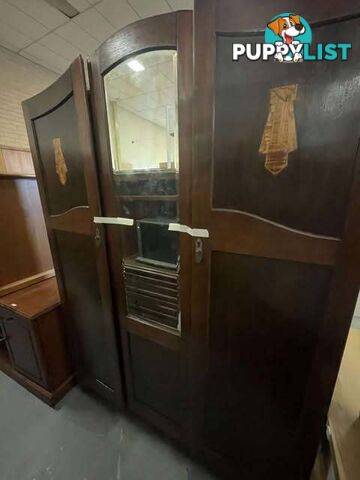 Vintage art deco wardrobe with bevelled mirror - Embleton,Perth