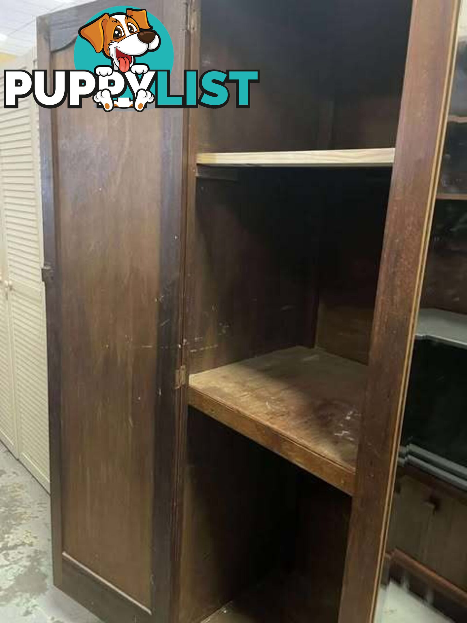 Vintage Wardrobe with Bevelled Mirror - Embleton,Perth