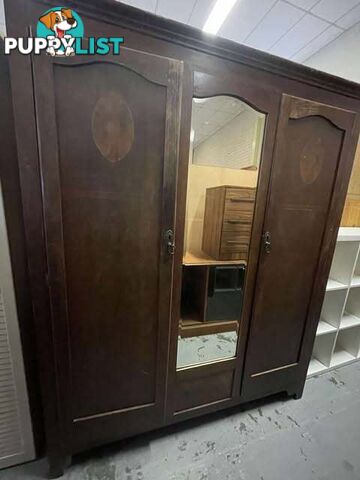 Vintage Wardrobe with Bevelled Mirror - Embleton,Perth
