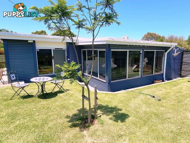 17 Sylvester Avenue ST LEONARDS VIC 3223