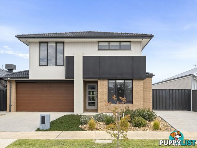 8 Port Deakin Street ST LEONARDS VIC 3223