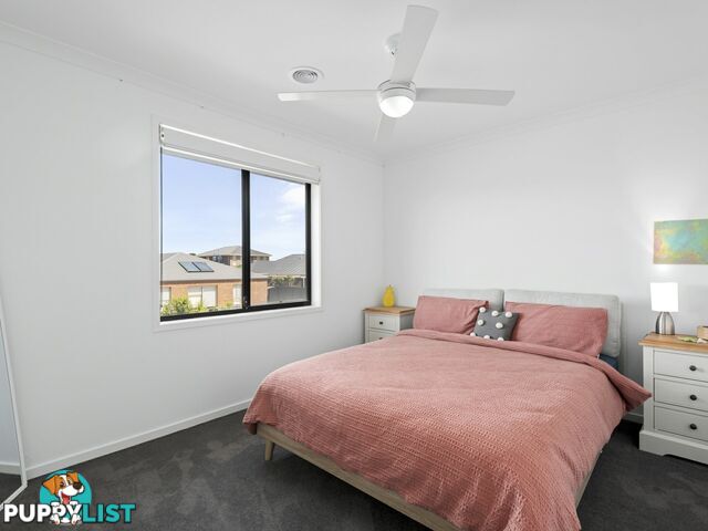 8 Port Deakin Street ST LEONARDS VIC 3223