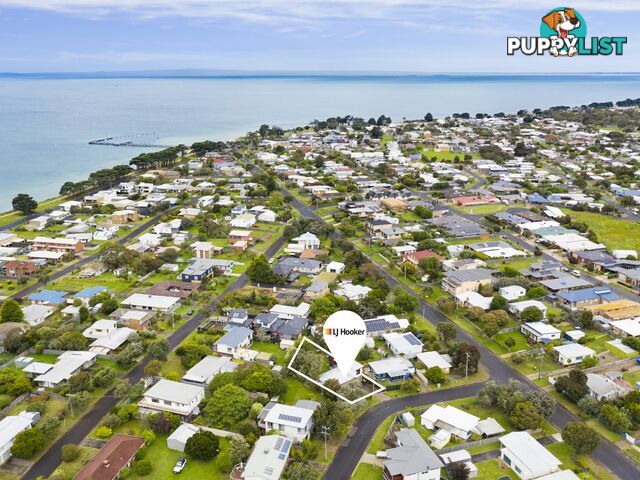 15 Sylvester Avenue ST LEONARDS VIC 3223