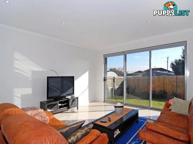 6 Flinders Street INDENTED HEAD VIC 3223