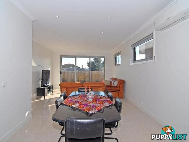 6 Flinders Street INDENTED HEAD VIC 3223