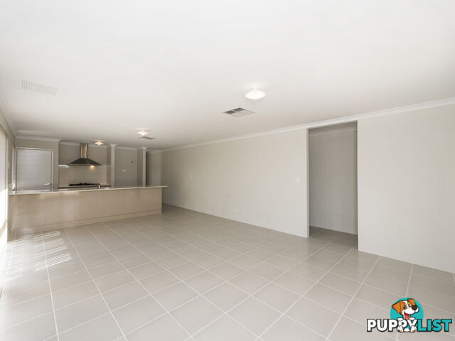 4 Lovage Street TREEBY WA 6164