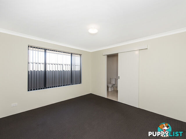 4 Lovage Street TREEBY WA 6164