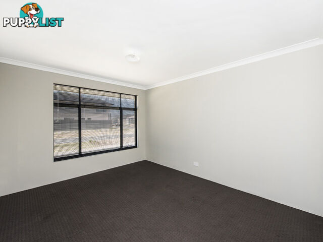 4 Lovage Street TREEBY WA 6164