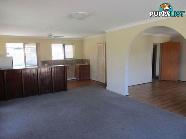 2 Pomfret Road SPEARWOOD WA 6163