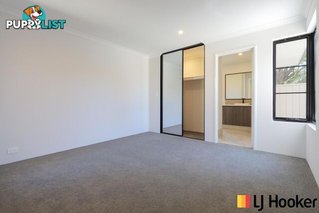 8D Wellington Street QUEENS PARK WA 6107