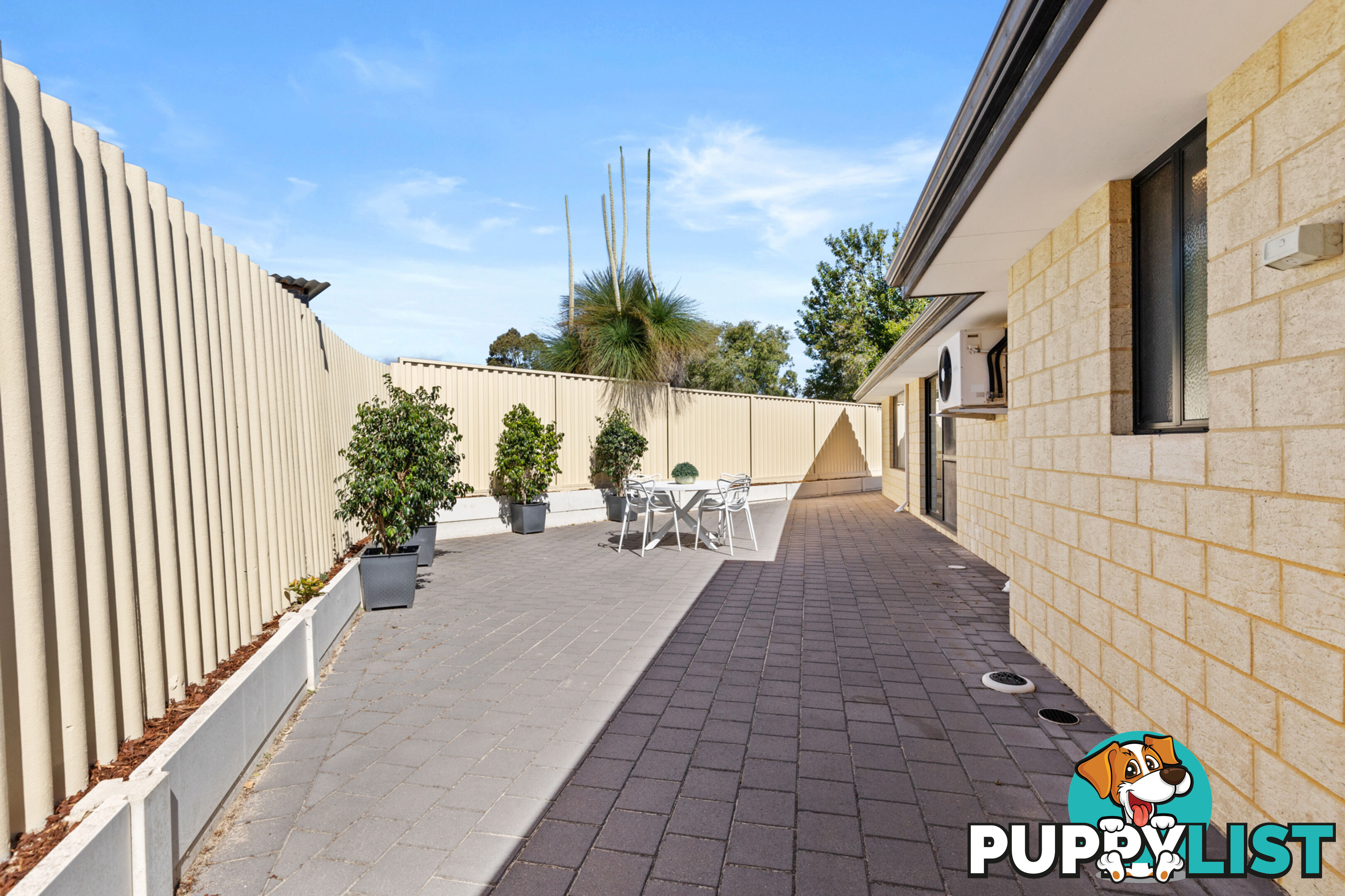 9 Exton Place SPEARWOOD WA 6163