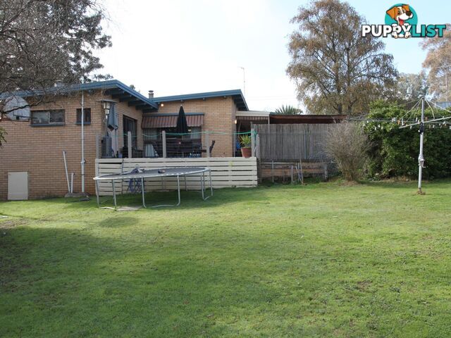 16 Villeneuve Street ALEXANDRA VIC 3714