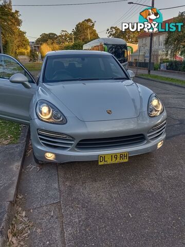 2010 porche cayenne