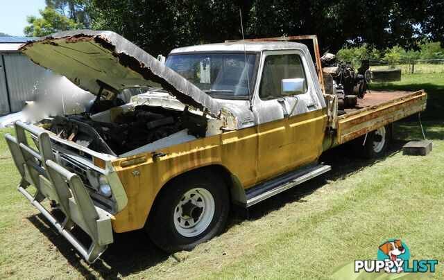 1976 FORD F100 V8 4 SP MANUAL UTILITY