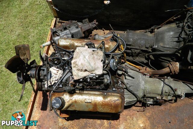1976 FORD F100 V8 4 SP MANUAL UTILITY