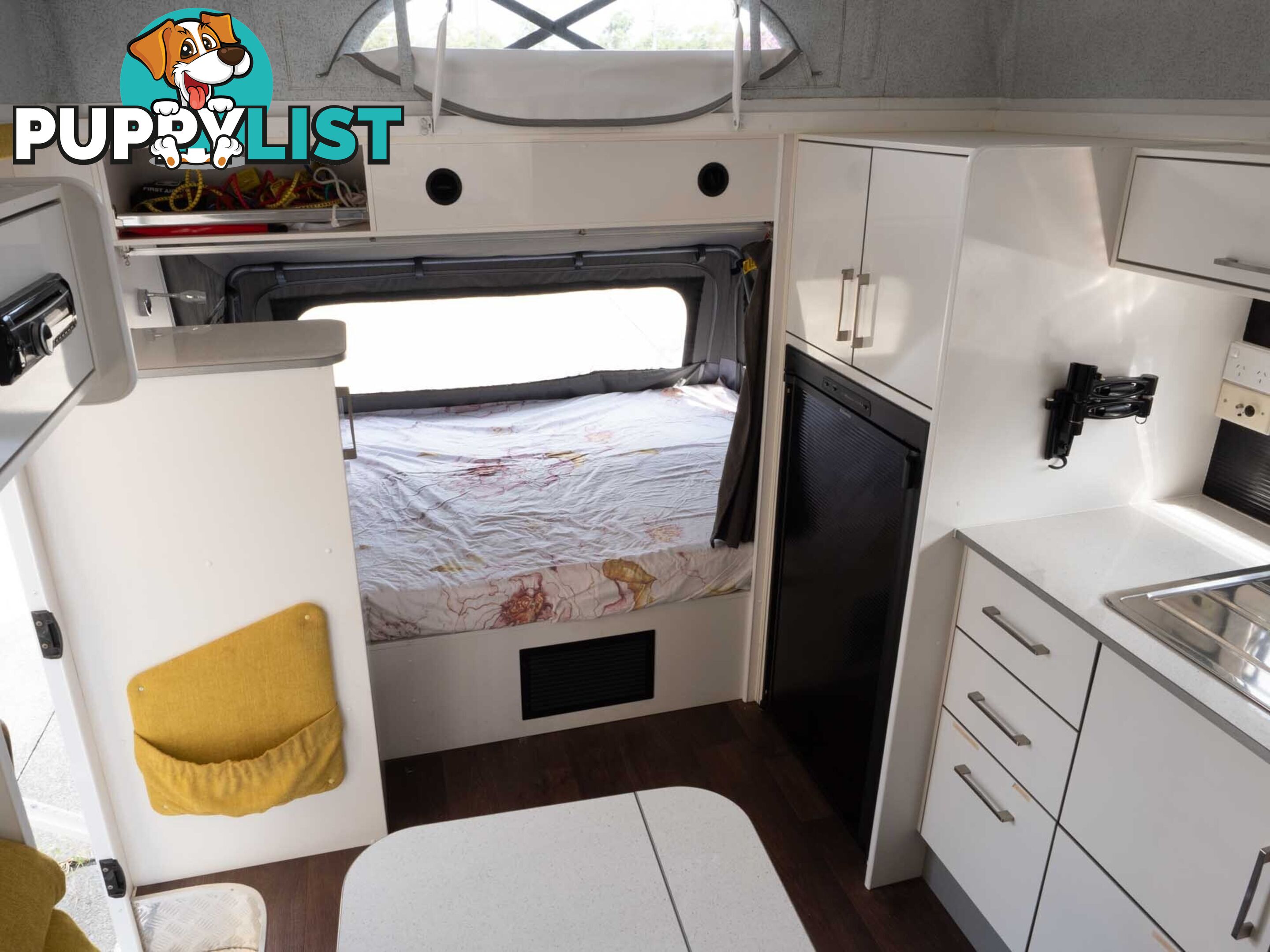 2015 New Age GLIDER with bunks