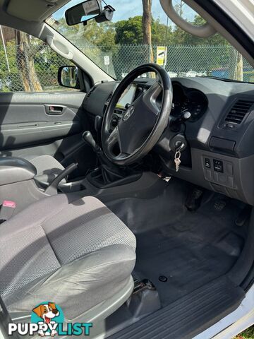 2013 Toyota Hilux Ute Manual