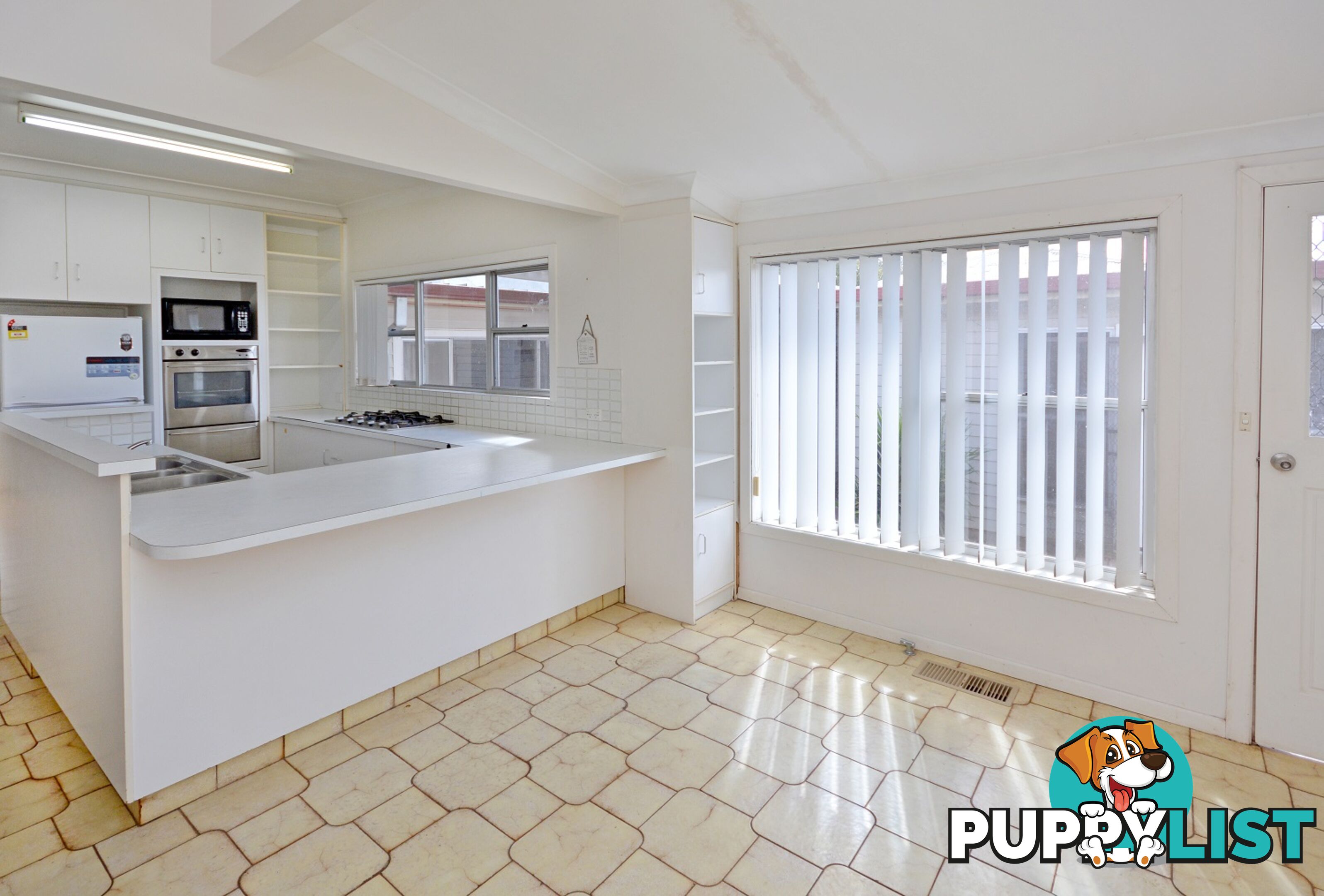 99 Maiden Avenue LEETON NSW 2705