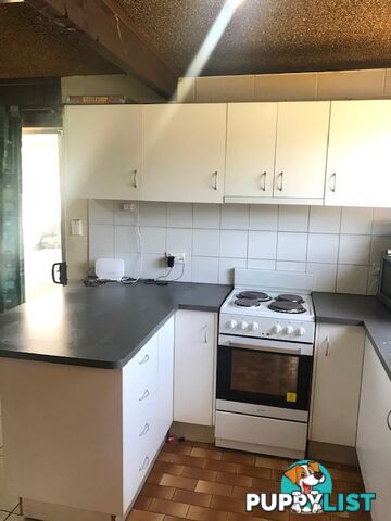 84 Molesworth Street HILLSTON NSW 2675