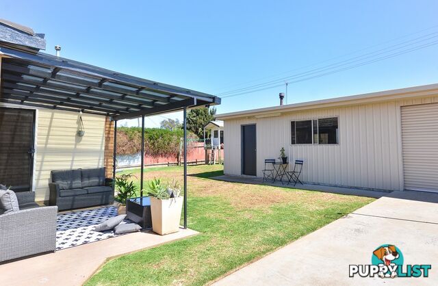 64 Railway Avenue LEETON NSW 2705