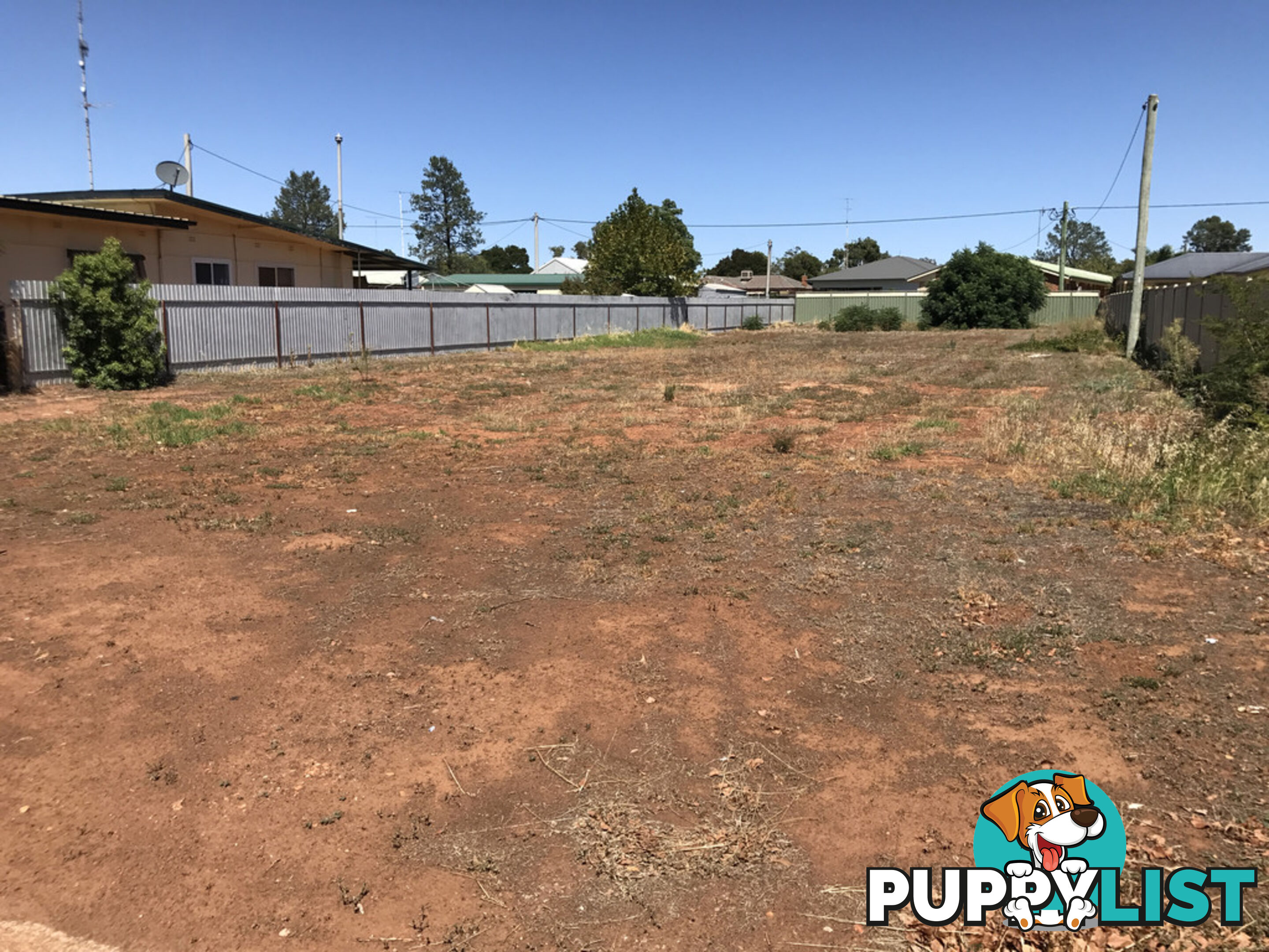 32 Yanco Avenue LEETON NSW 2705