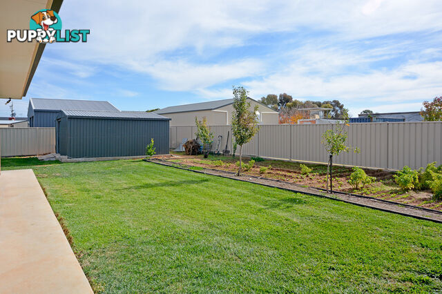 5 Letona Place LEETON NSW 2705