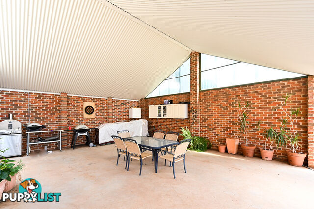 17 Tulipwood Road LEETON NSW 2705