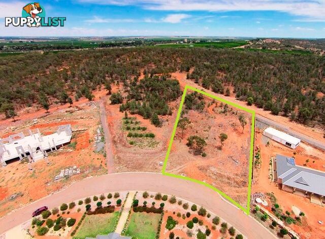 8 Bella Vista Drive LAKE WYANGAN NSW 2680