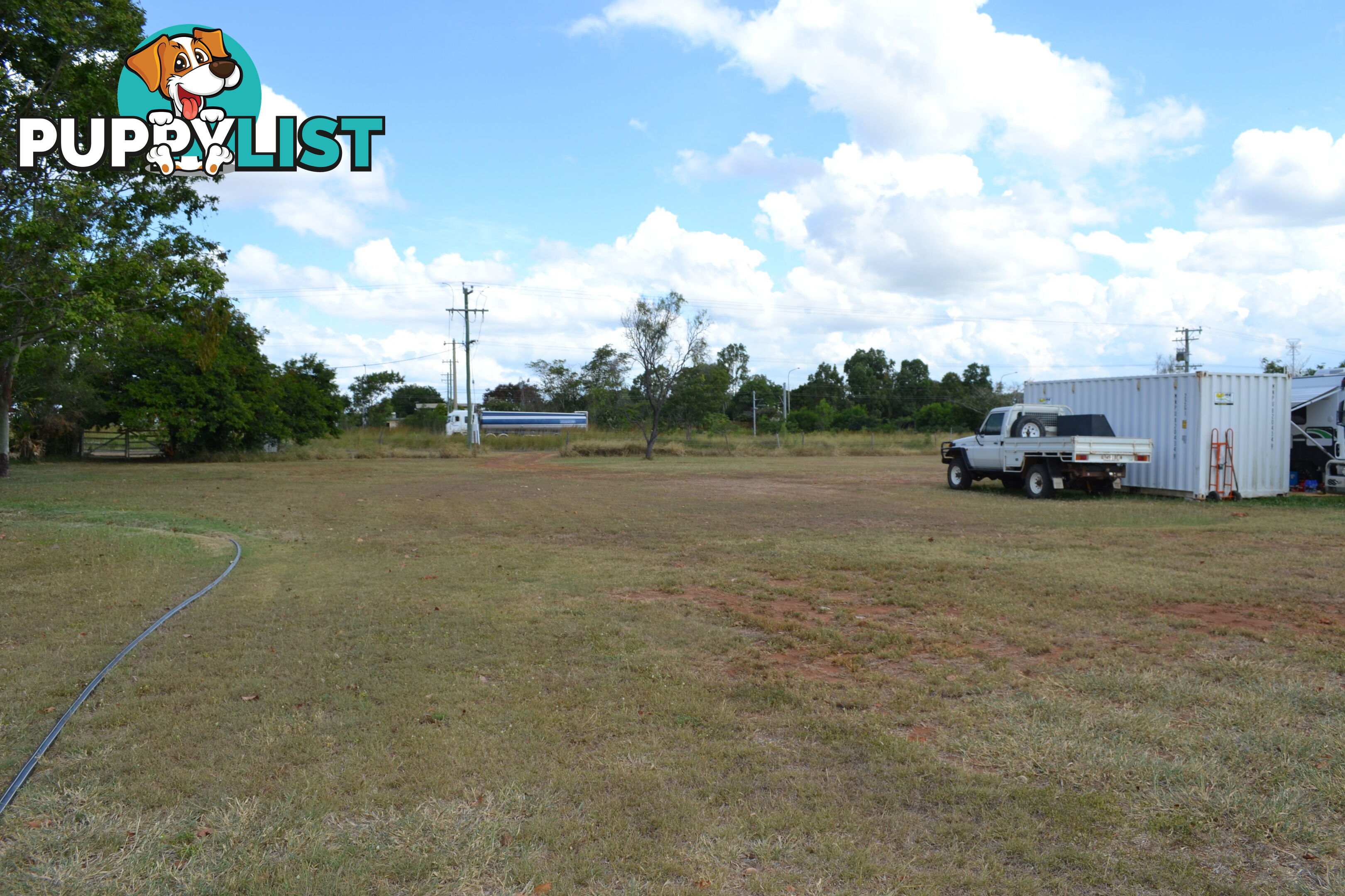 30 Hall Rd Gracemere QLD 4702