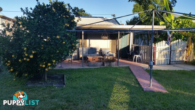 32 Gough St Park Avenue QLD 4701