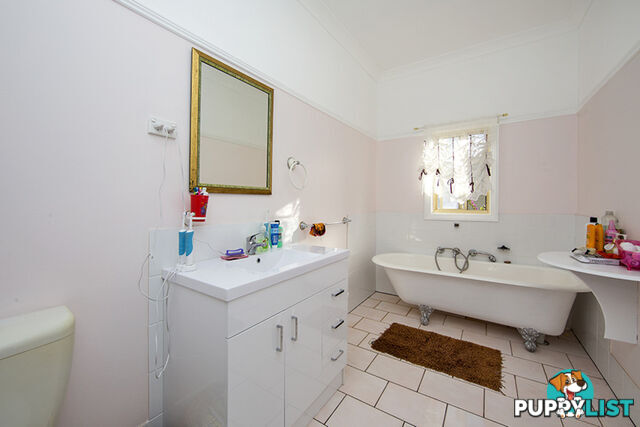 2 Laurel Street KOOTINGAL NSW 2352