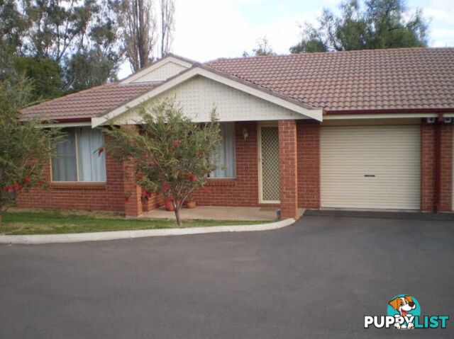 10/183 Johnston Street TAMWORTH NSW 2340