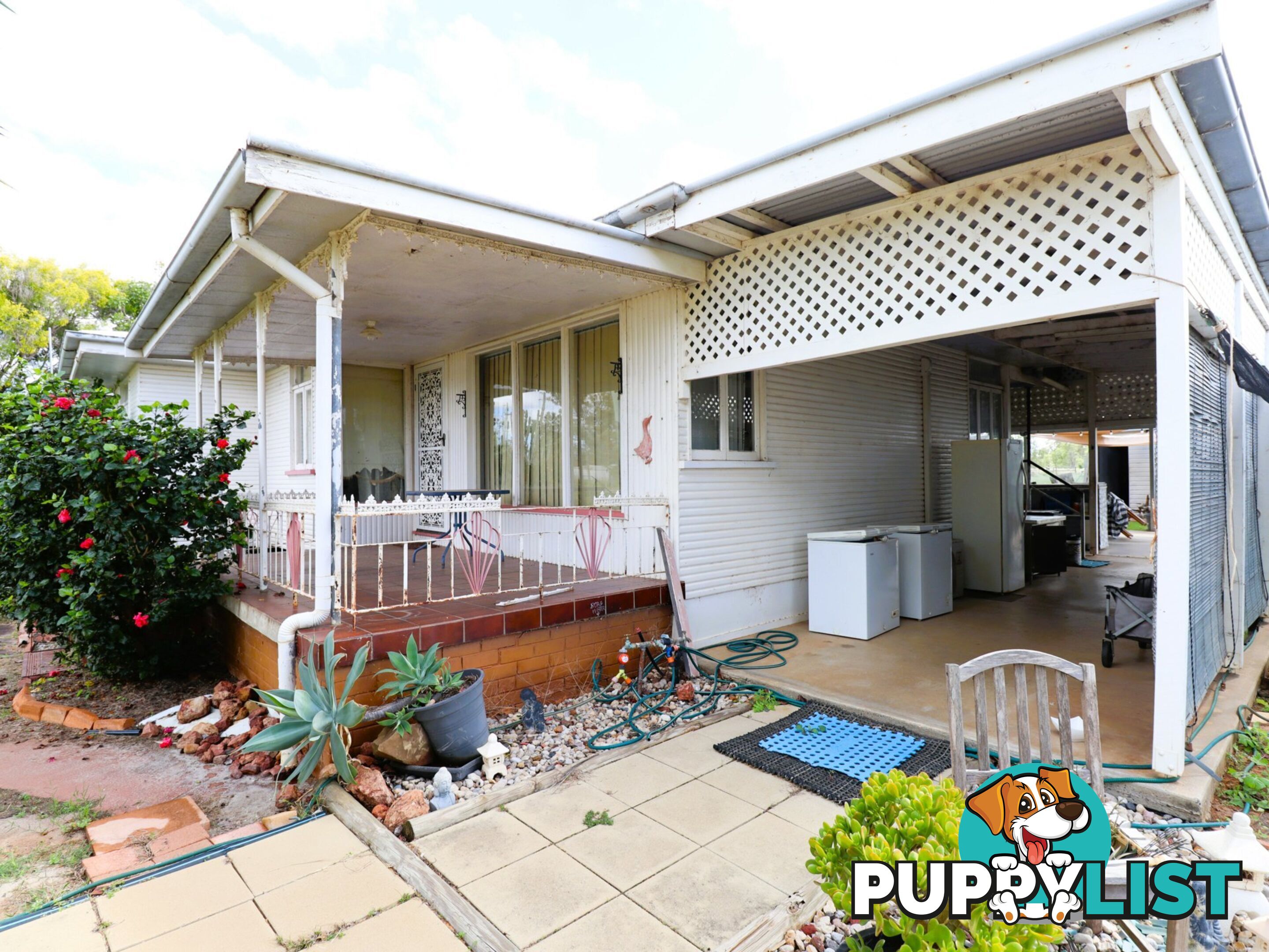 19 Russell Street WALLUMBILLA QLD 4428