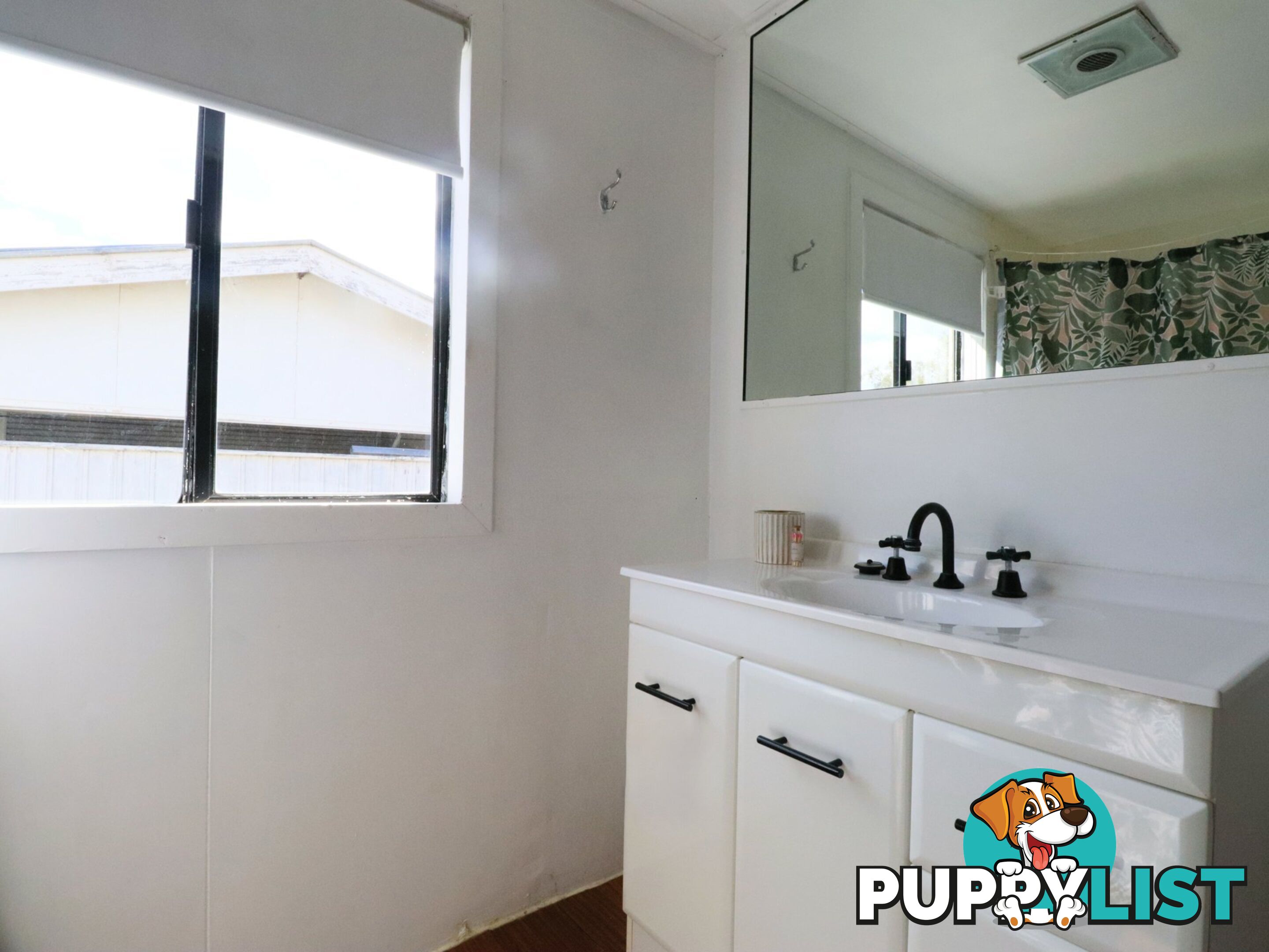 74 Northern Road ROMA QLD 4455