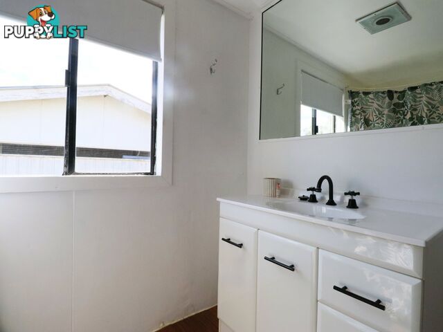 74 Northern Road ROMA QLD 4455