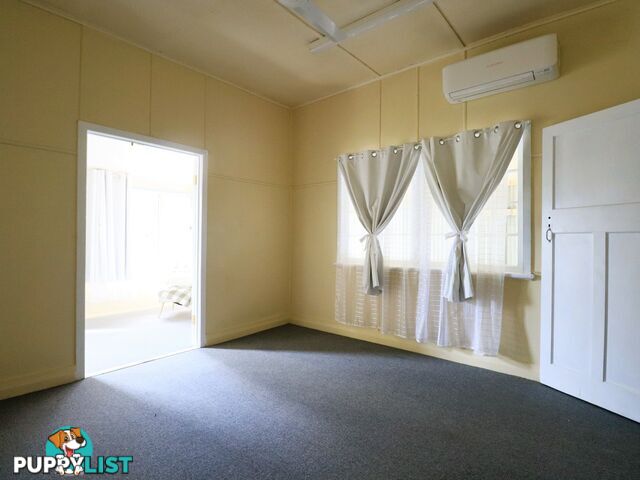 74 Northern Road ROMA QLD 4455