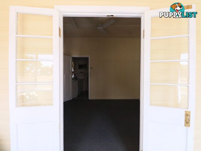 74 Northern Road ROMA QLD 4455