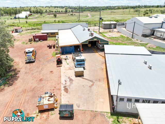 2 Fleming Drive ROMA QLD 4455