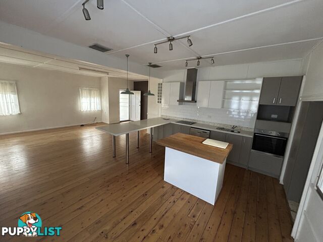 281 Edwardes Street ROMA QLD 4455