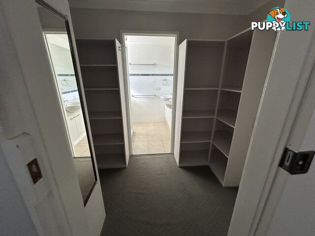 13 Taylor Street ROMA QLD 4455