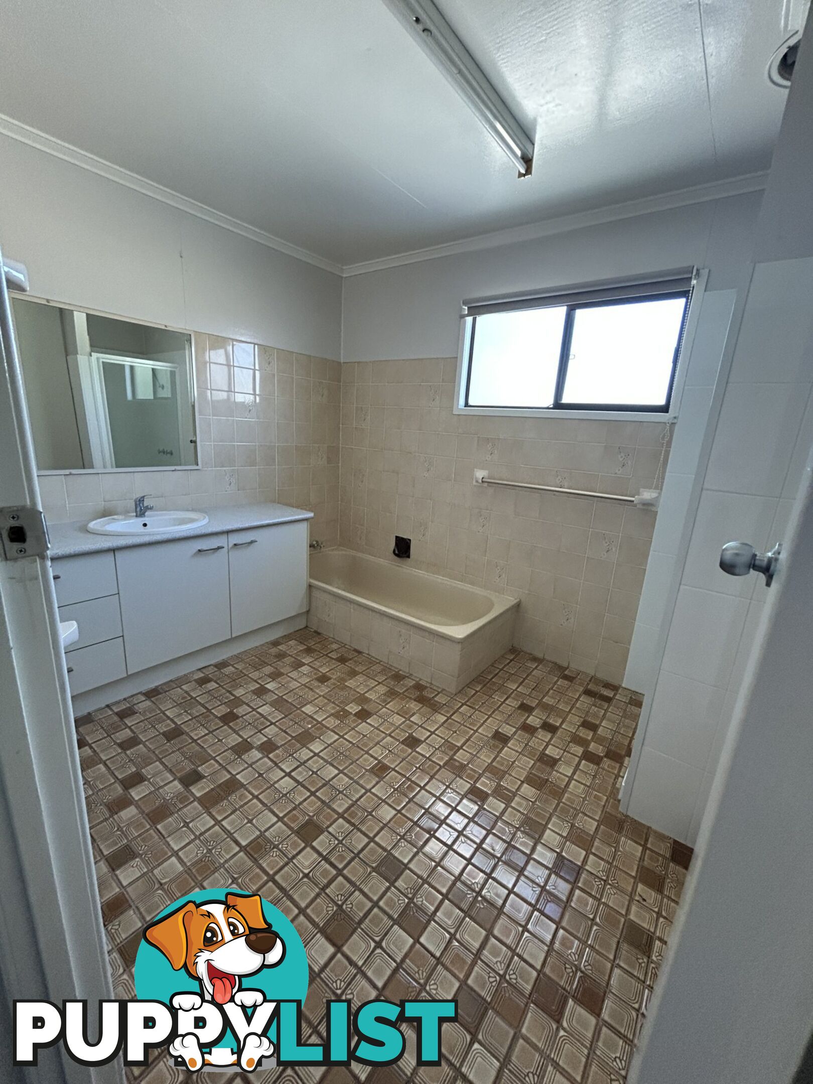 13 Taylor Street ROMA QLD 4455